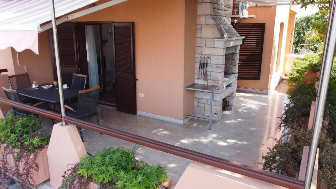 Apartment Ecio Vinkuran Kültér fotó
